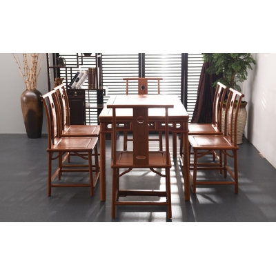 E4203-圆包圆餐桌带椅-缅花