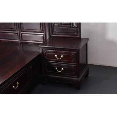 L4215  檀雕花鸟大床（素面） 染料紫檀