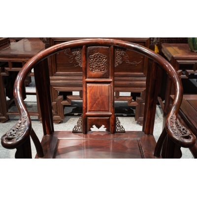 K0301 皇宫椅带几 交趾黄檀