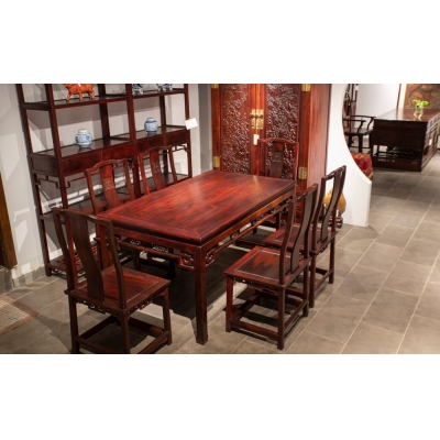 E2301 马蹄足餐桌带椅 交趾黄檀